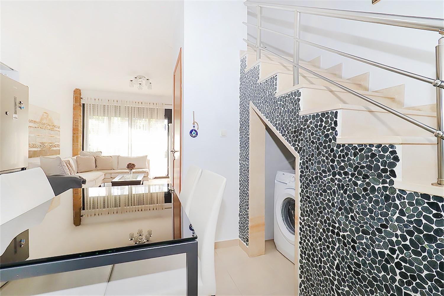 Mema'S Maisonette! Nea Fokea Luaran gambar